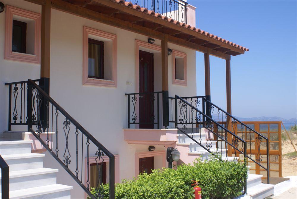 Ammos Residence Minia Exterior photo